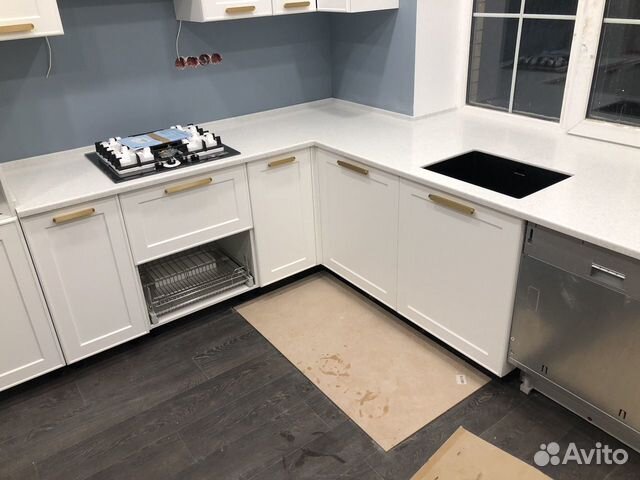 Кухонная столешница из искусственного камня