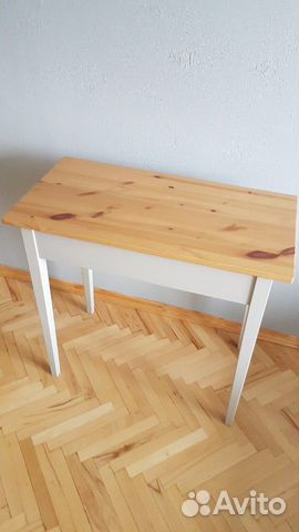 Компьютерный столик из Икеи