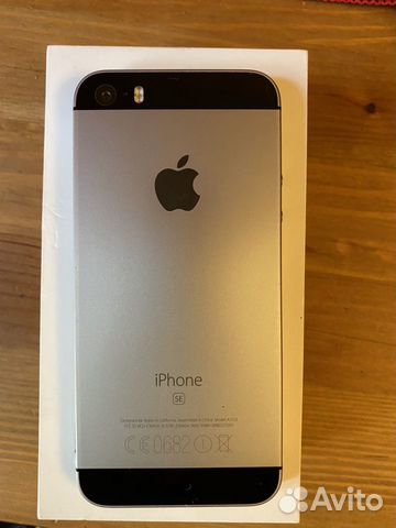Телефон iPhone se 128 Gb Телефон iPhone se 128 Gb