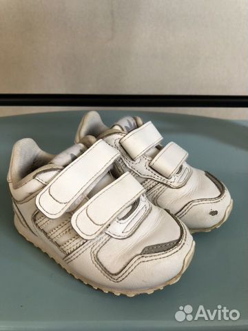 Кроссовки adidas кожаные 20 р Кроссовки adidas кожаные 20 р