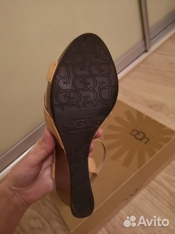 Босоножки Ugg Australia 41 размер Босоножки Ugg Australia 41 размер