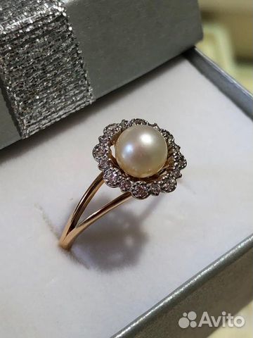 Серьги и кольцо с жемчугом Серьги и кольцо с жемчугом