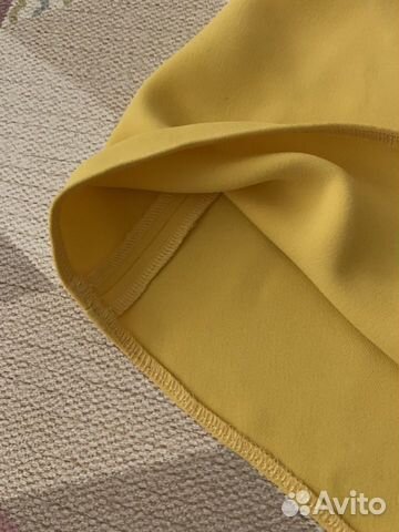 Юбка желтая на молнии