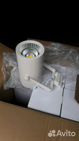 LED Светильник трековый LED Светильник трековый