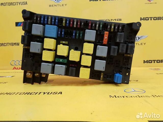 Блок предохранителей Mercedes W163 Япония Блок предохранителей Mercedes W163 Япония