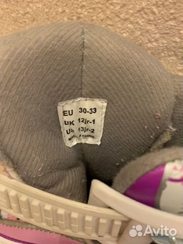 Роликовые коньки и шлем для девочки Roces Роликовые коньки и шлем для девочки Roces