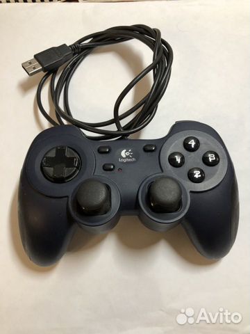Геймпад Logitech