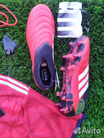 Профессиональные футбольные бутсы Adidas Copa 20+