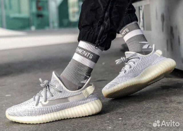 Кроссовки Adidas Yeezy Boost 350 V2 Static Кроссовки Adidas Yeezy Boost 350 V2 Static