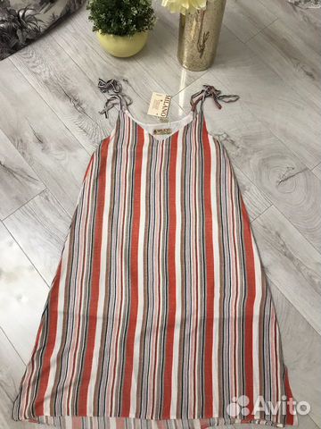 Стильное Платье Новое р 42