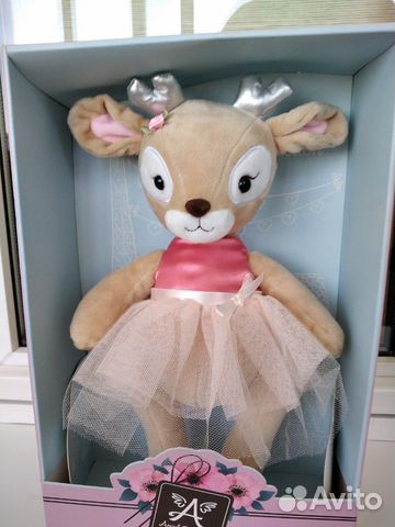 Новая игрушка в коробке на подарок Новая игрушка в коробке на подарок