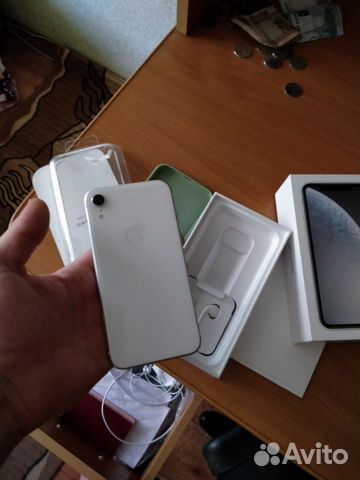 Телефон iPhone xr