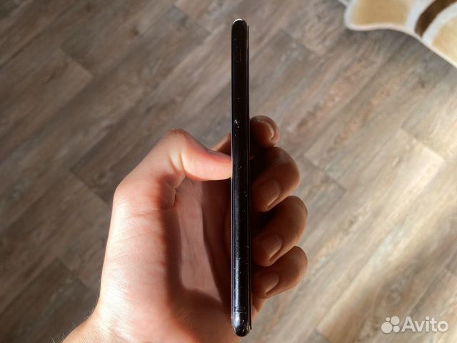 Телефон iPhone 7 Телефон iPhone 7