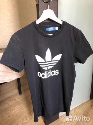 Футболка adidas Originals Футболка adidas Originals