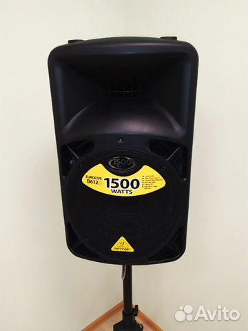 Колонки Beringer B612D