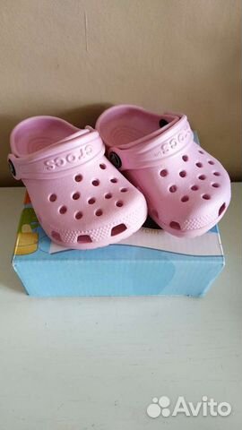 crocs 2 4