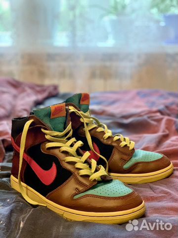 undefeated dunk high