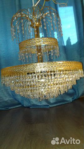Хрустальная люстра
