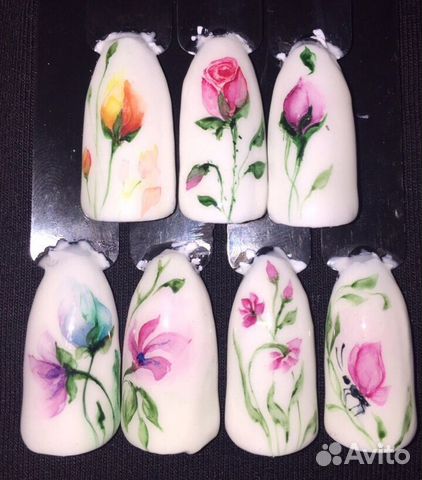 Маникюр и наращивание ресниц