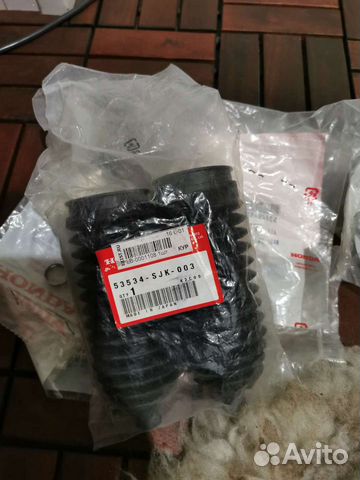 Пыльник рулевой рейки на civic 5D