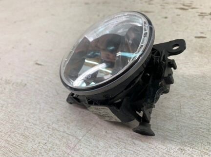 Фара противотуманная передняя правая Renault Logan