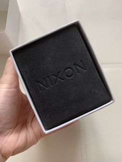 Часы Nixon