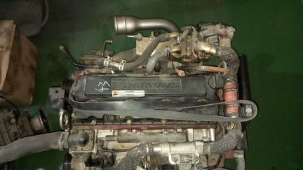 Двигатель cummins