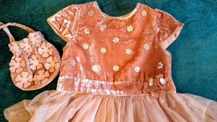 Платье marks & spencer нарядное р. 116 (5-6 лет)