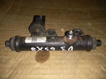 Топливная рампа 4R8Q-9C066-AC Land Rover