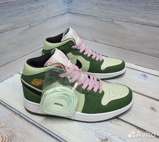 Кроссовки Nike AIR Jordan 1