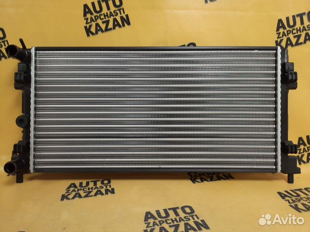 Радиатор двигателя VW Polo 2010-2022 АКПП / МКПП