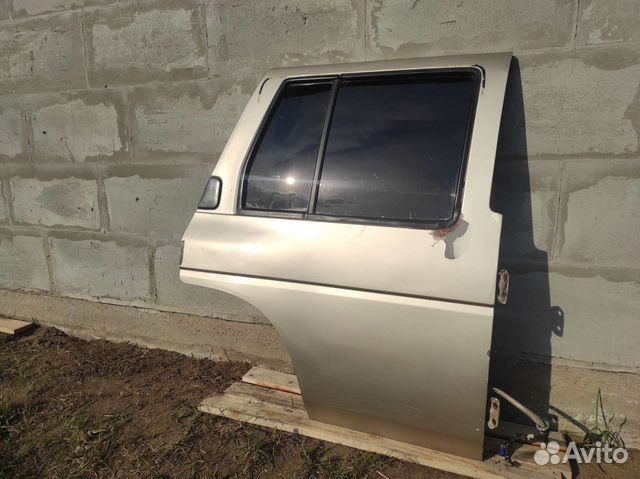 Двери задние в сборе Nissan Terrano 21,тd27T