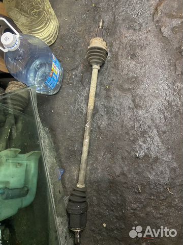 Полуось правая Nissan Almera N16 1,5 МКПП