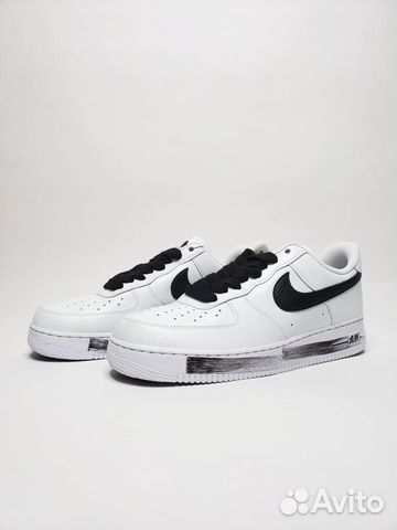 white air force small black tick