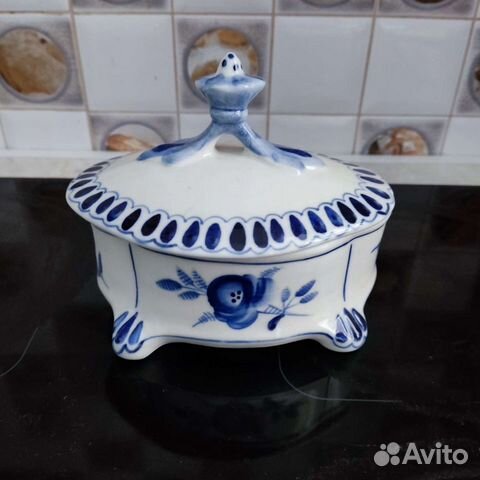 Маслëнка гжель