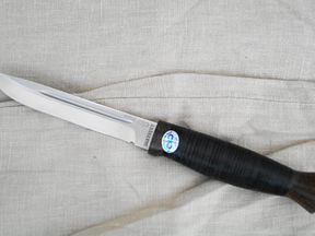 Нож разделочный "Финка-3" кожа 95х18