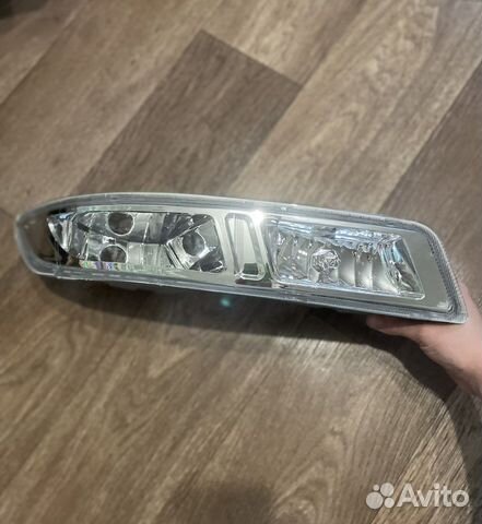 Поворотник правый nissan almera classic