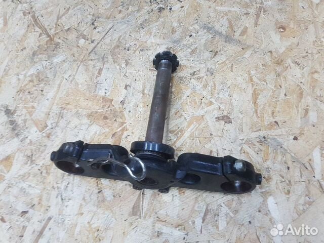 Траверса нижняя Kawasaki Vulcan VN 400 Drifter 199