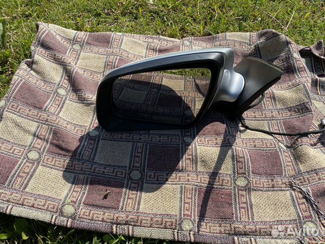 Левое зеркало mercedes