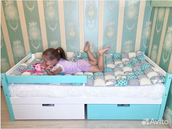 Детская деревянная кровать-тахта