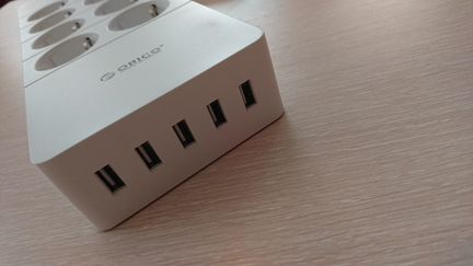 Сетевой фильтр Orico 8 Sockets 5xUSB 1.5m White HP