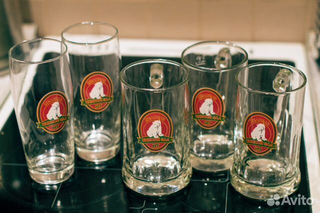 Пивные кружки и бокалы