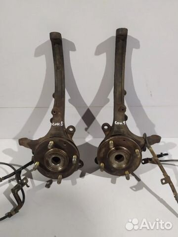Кулаки поворотные пер. Hyundai Sanata 5