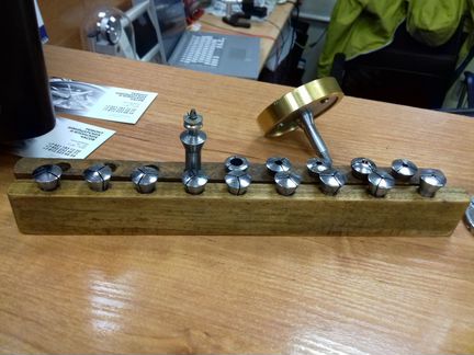 Цанги для харьковского токарного станка 70г