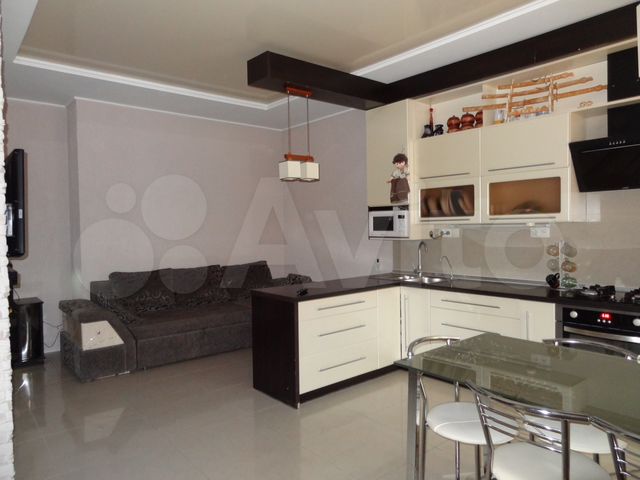 2-к. квартира, 68 м², 1/3 эт.