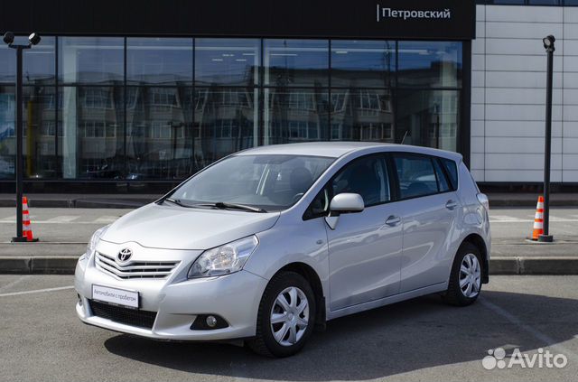 Toyota Verso 1.6 МТ, 2011, 174 785 км