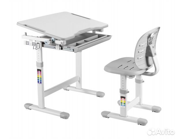 Комплект растущей детской мебели (парта + стул)