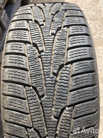 Dunlop SP Winter Ice 01 215/65 R16