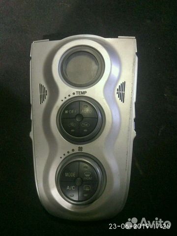 Блок климатической установки на Тойота Ярис 2009г