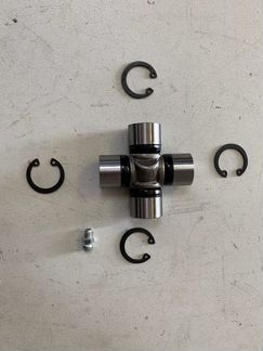 Крестовина карданного вала Рено Дастер Каптюр 4х4